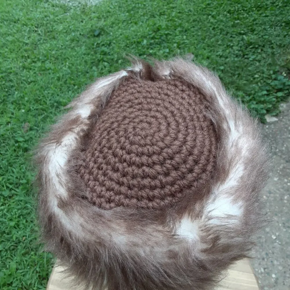 Vintage made in Japan Russian Ushanka Knit/Faux fur hatBrowns/Creams